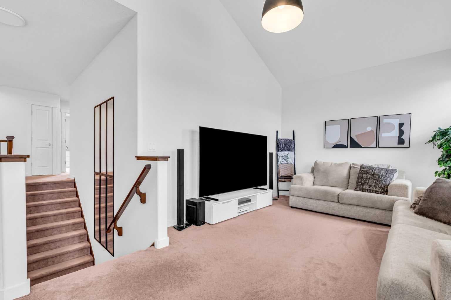 452 Evergreen Circle SW