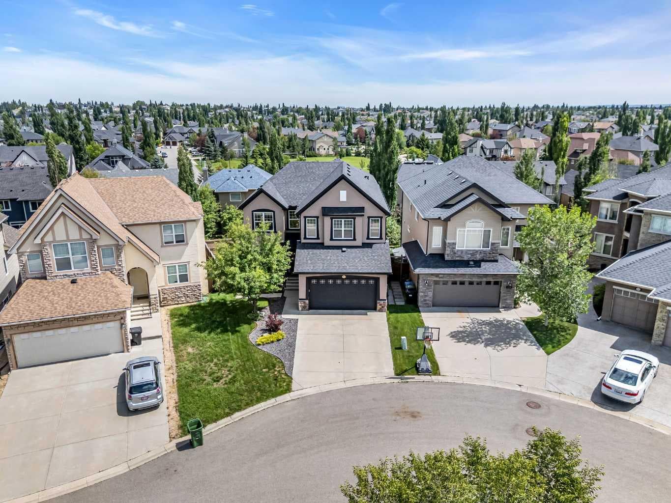 452 Evergreen Circle SW
