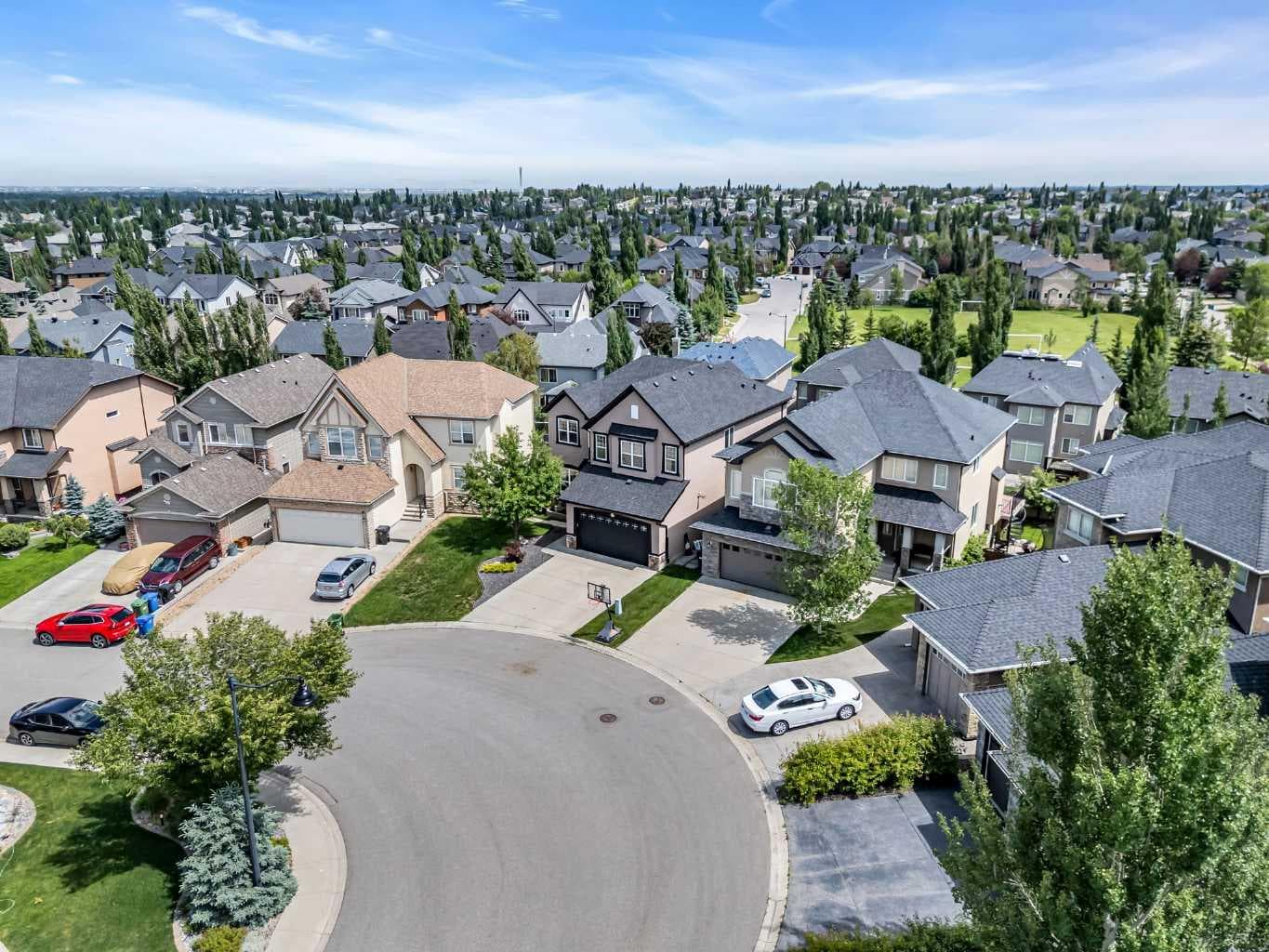 452 Evergreen Circle SW