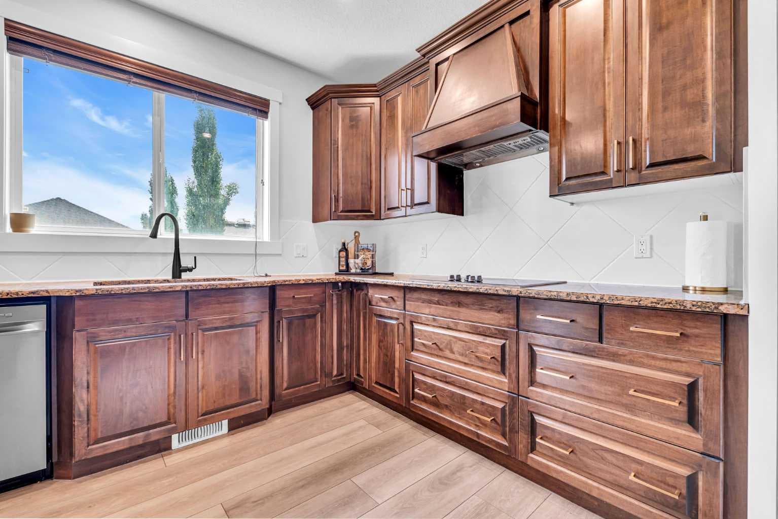 452 Evergreen Circle SW