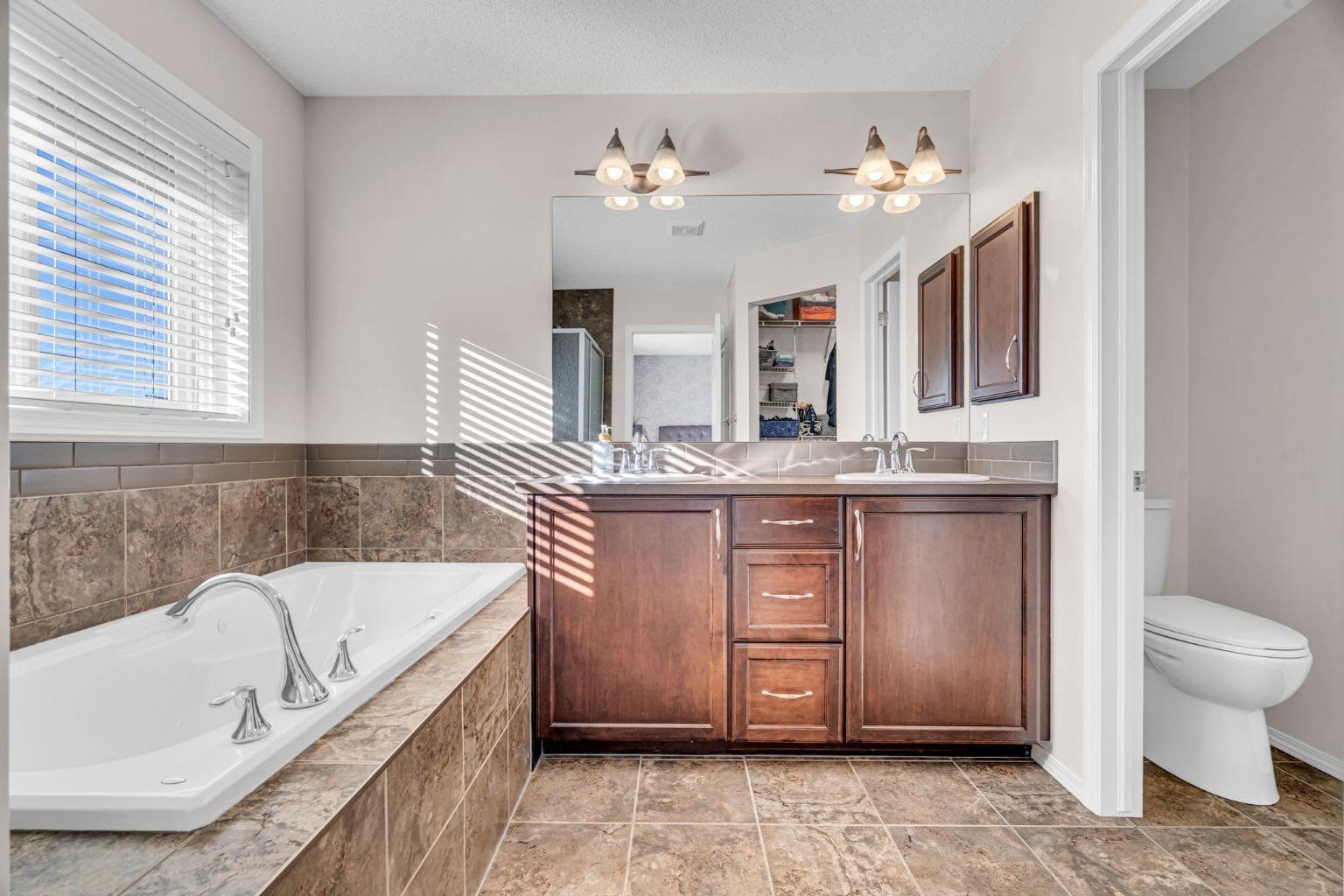112 Walden Terrace SE