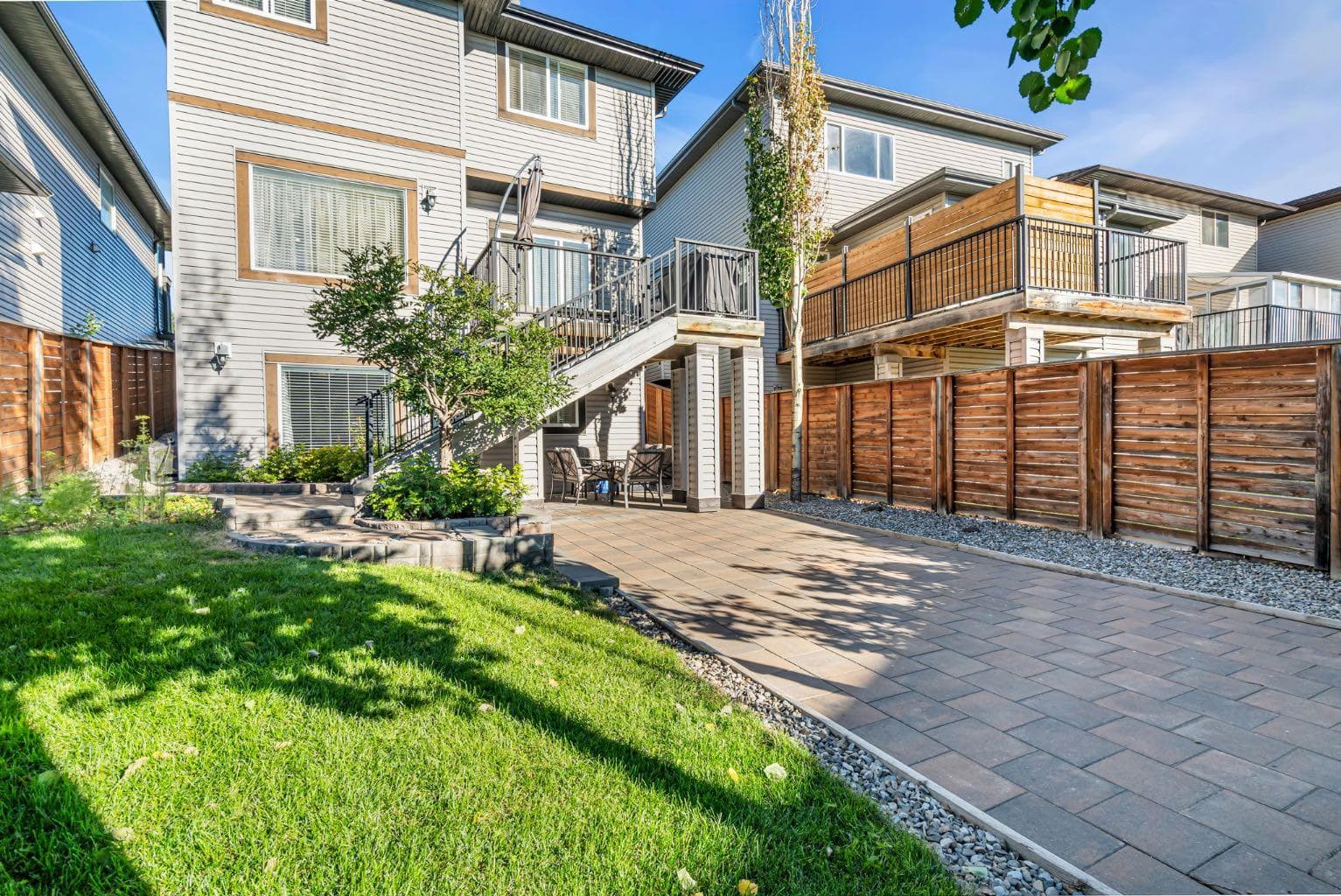 112 Walden Terrace SE
