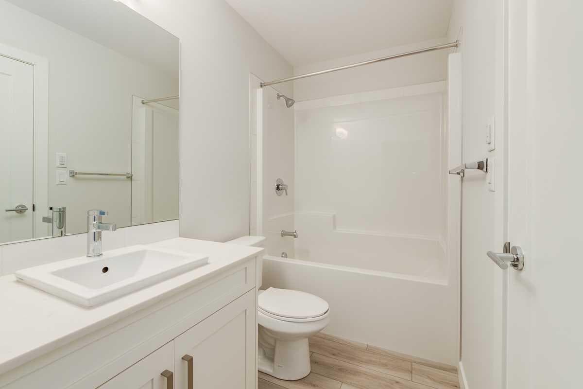 107, 500 Auburn Meadows Common SE