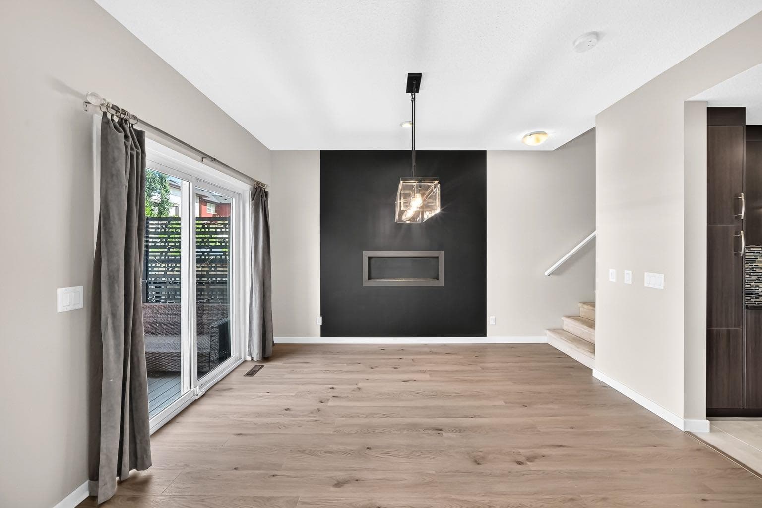 135 Evansridge Crescent NW