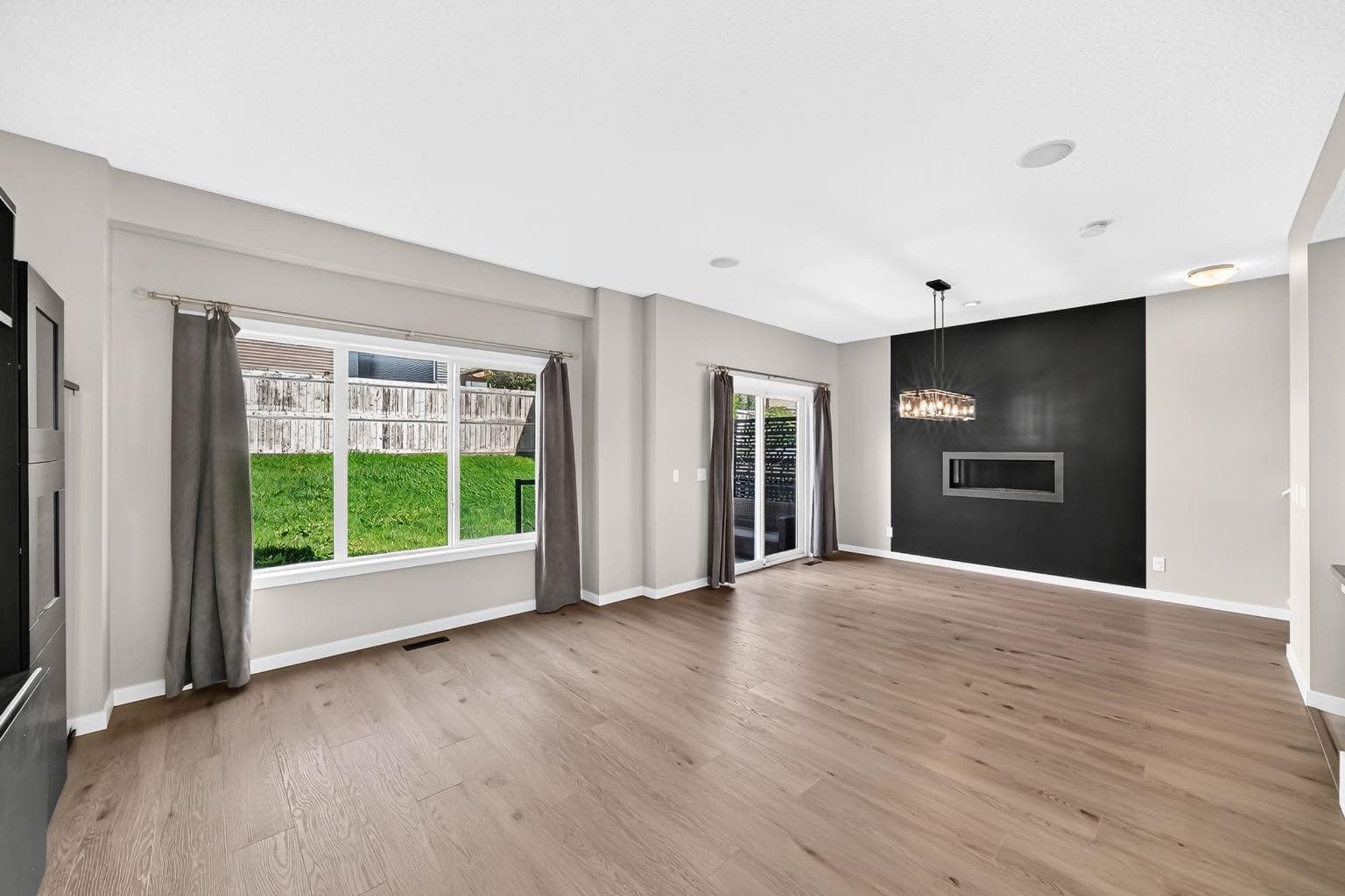 135 Evansridge Crescent NW