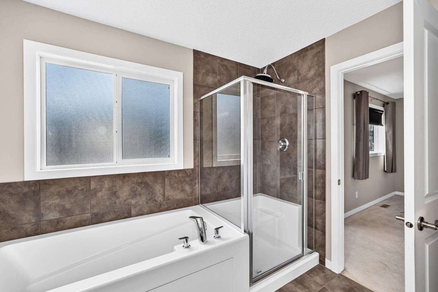 135 Evansridge Crescent NW