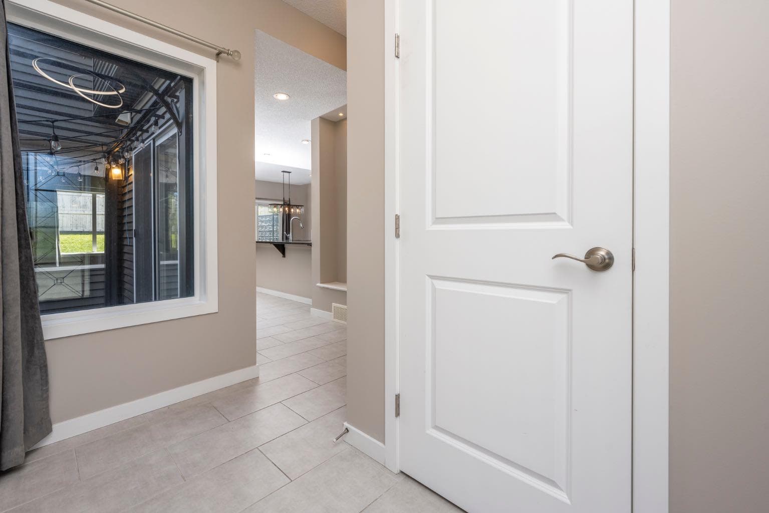 135 Evansridge Crescent NW