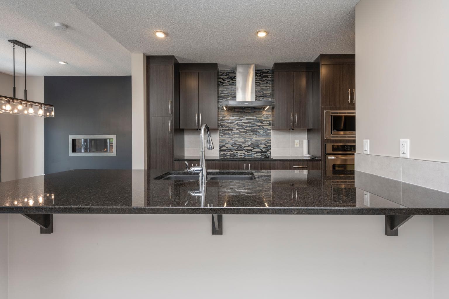 135 Evansridge Crescent NW
