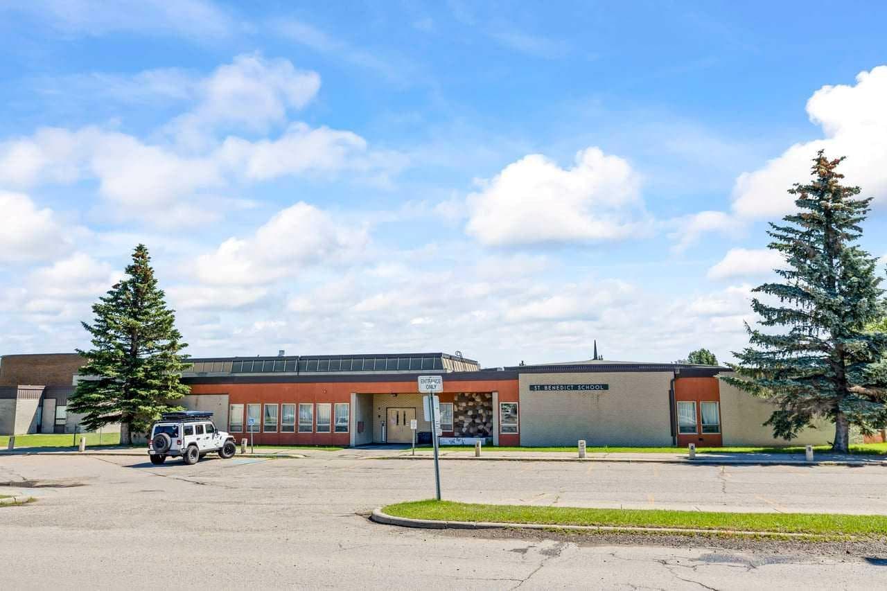 12, 10001 Brookpark Boulevard SW