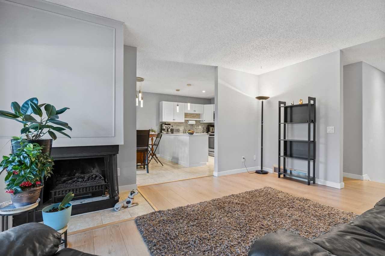 12, 10001 Brookpark Boulevard SW