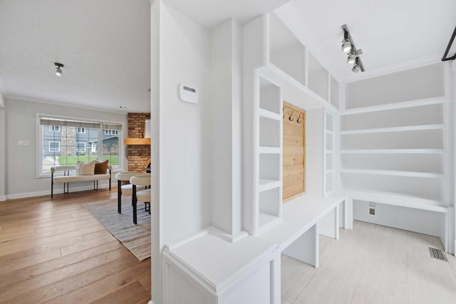 20 Mapleglade Close SE
