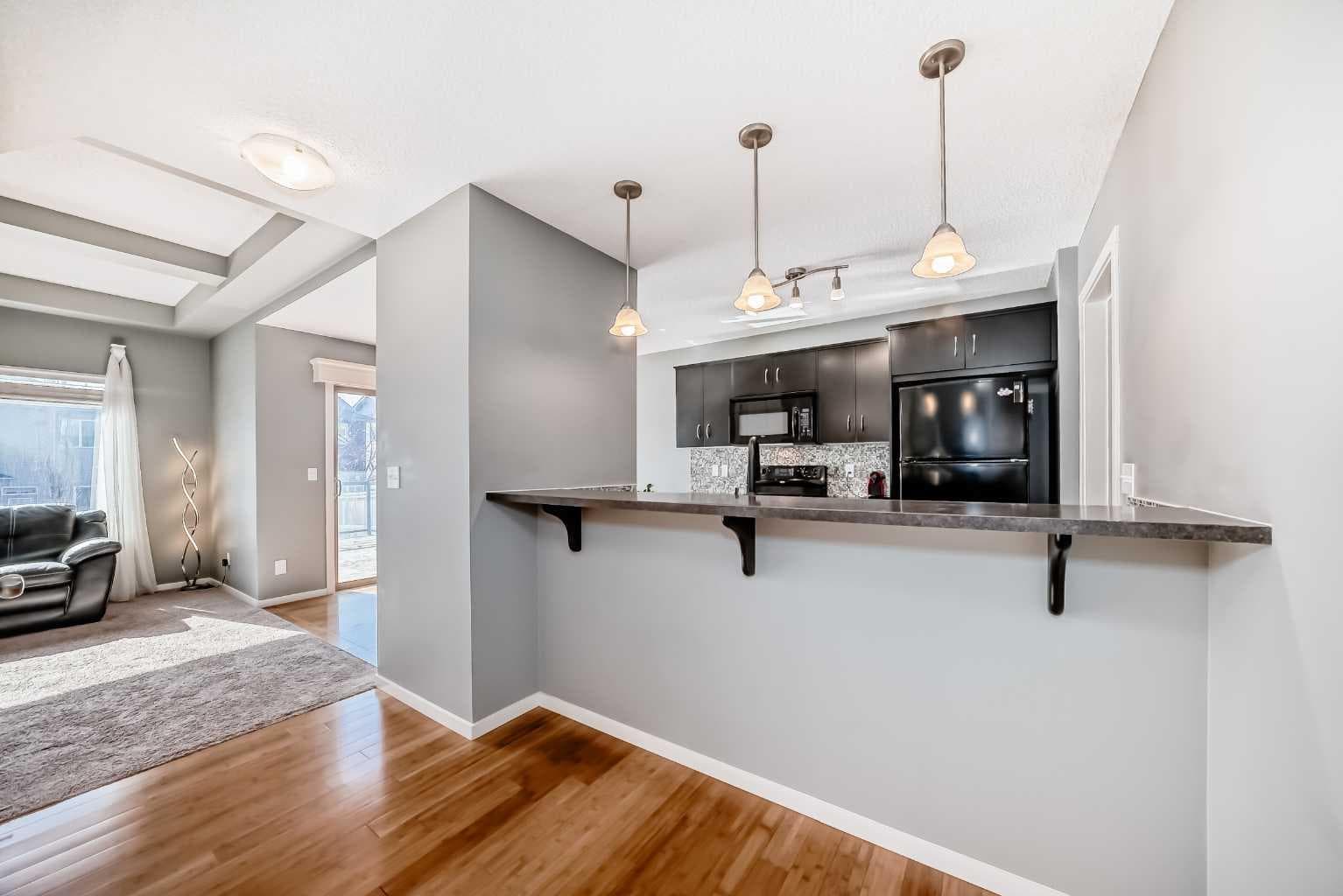 136 Sage Valley Drive NW