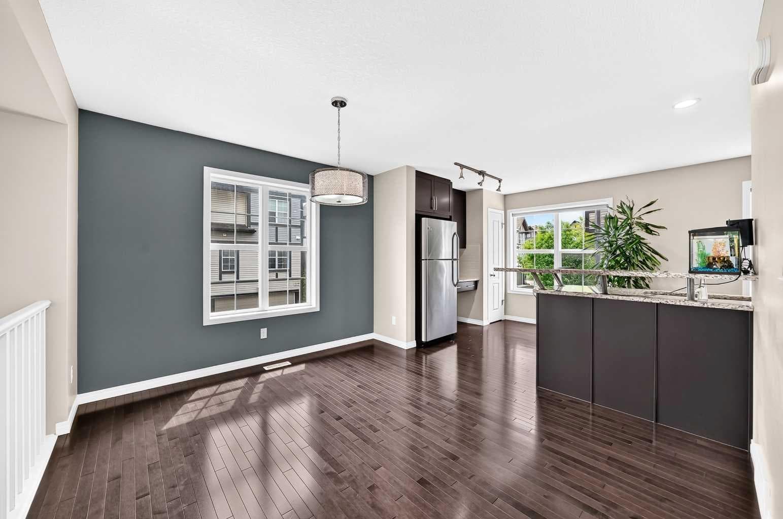 1102 Cranford Court SE