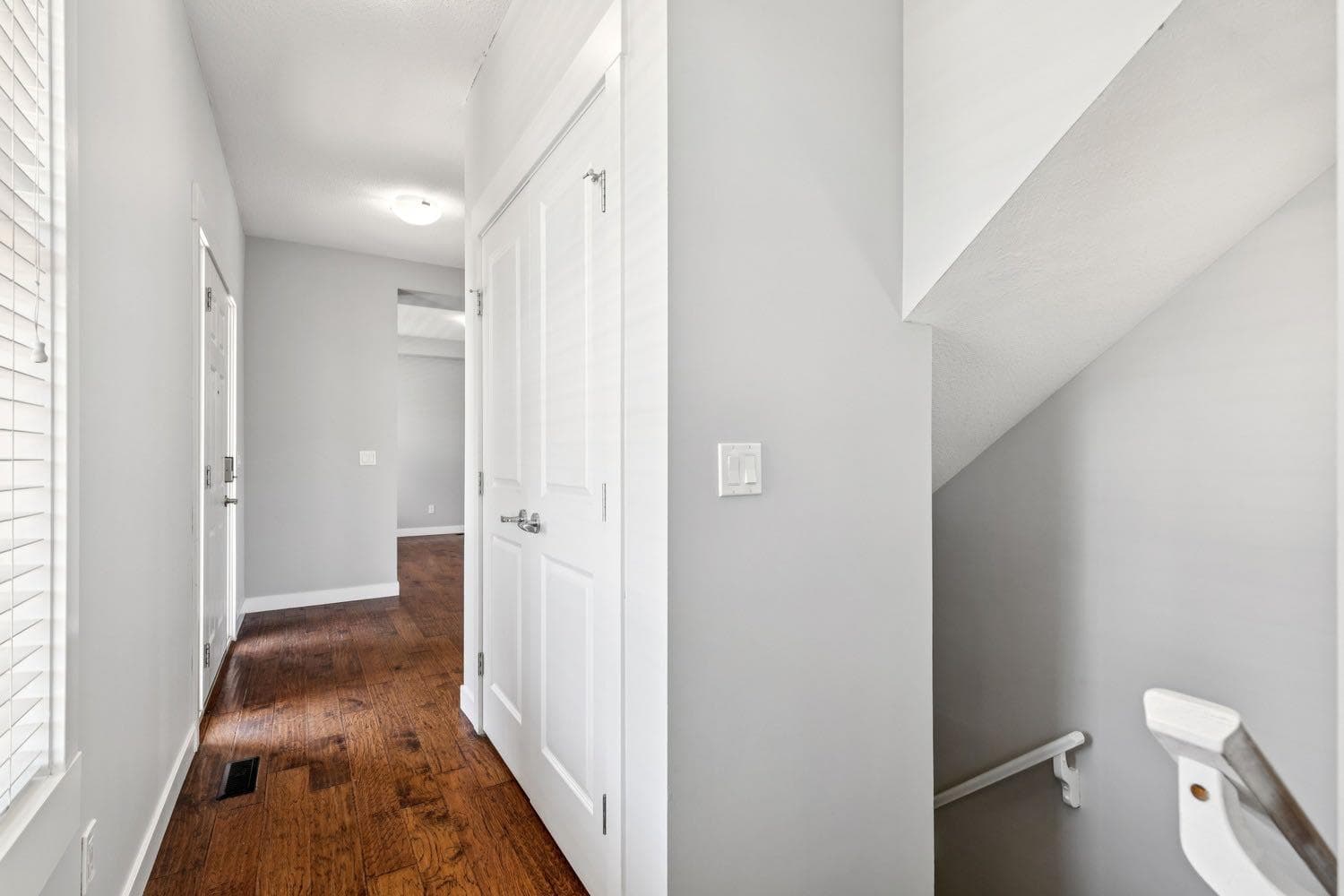 145 Rainbow Falls Glen 