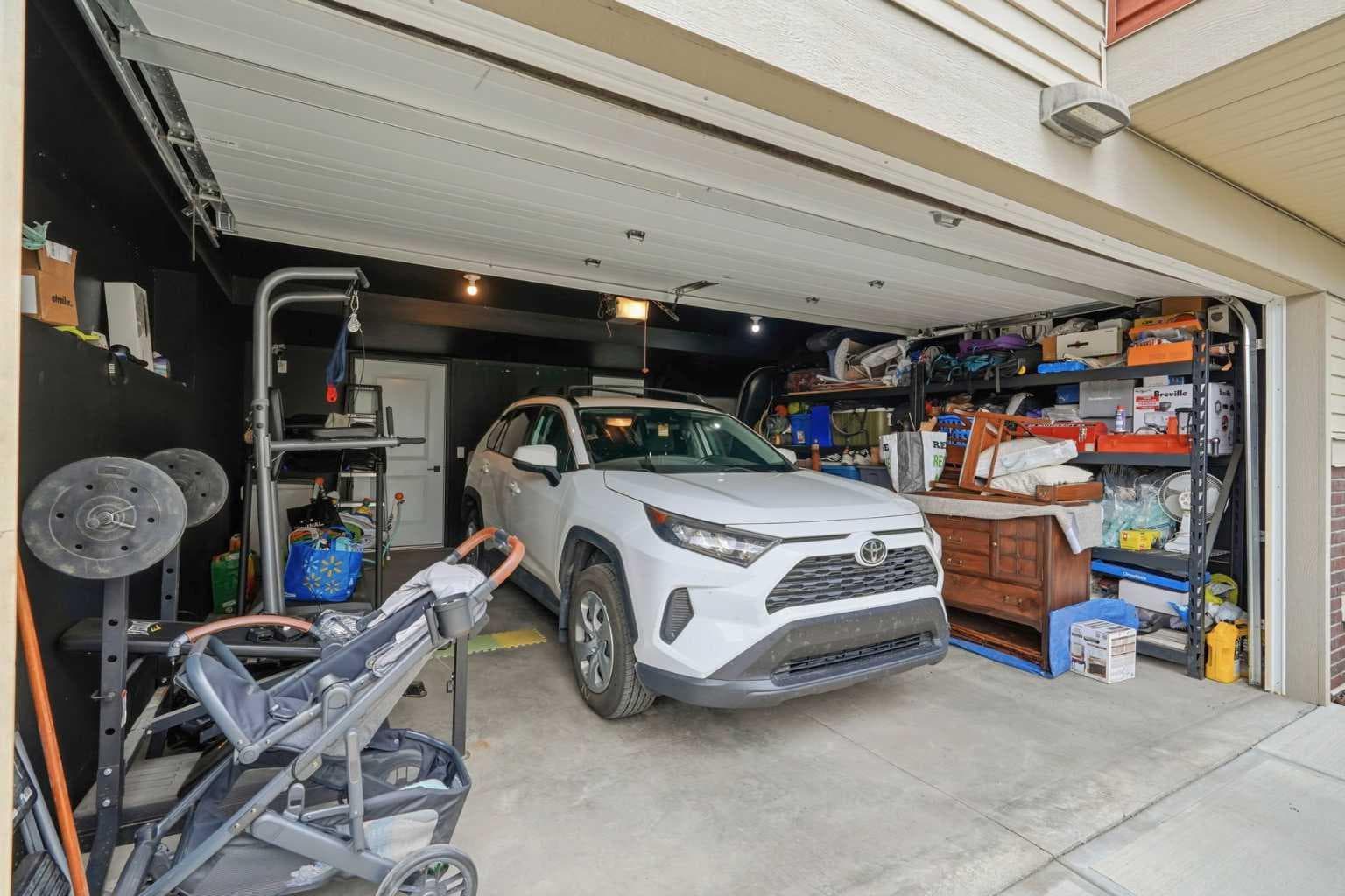 1801, 32 Horseshoe Crescent 