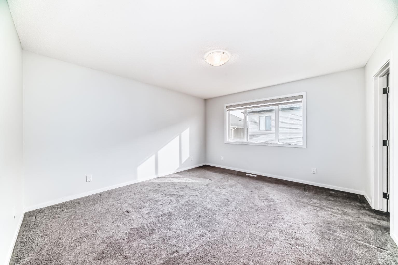 140 Carringham Road NW