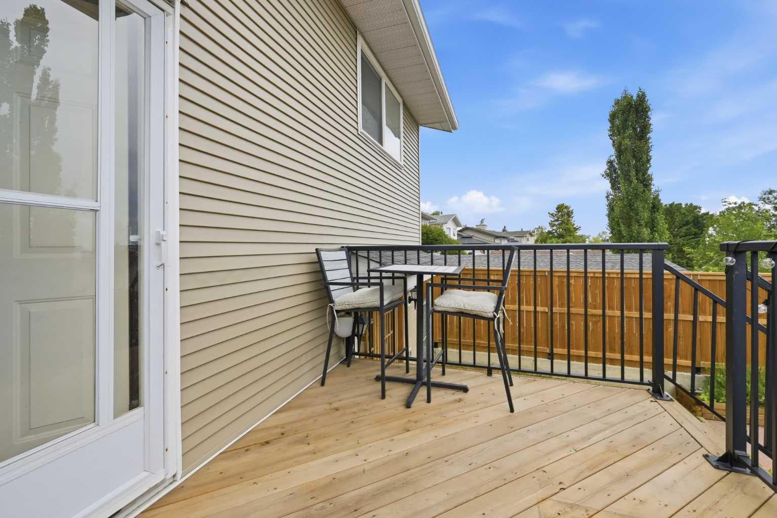 163 Macewan Meadow Way NW
