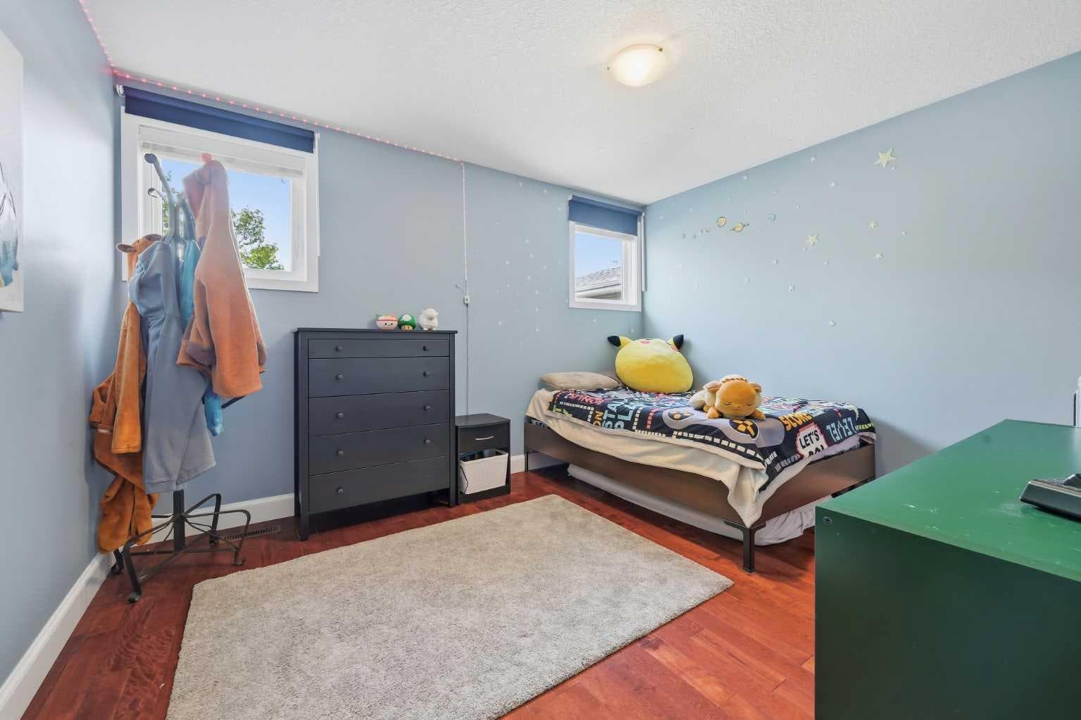 163 Macewan Meadow Way NW