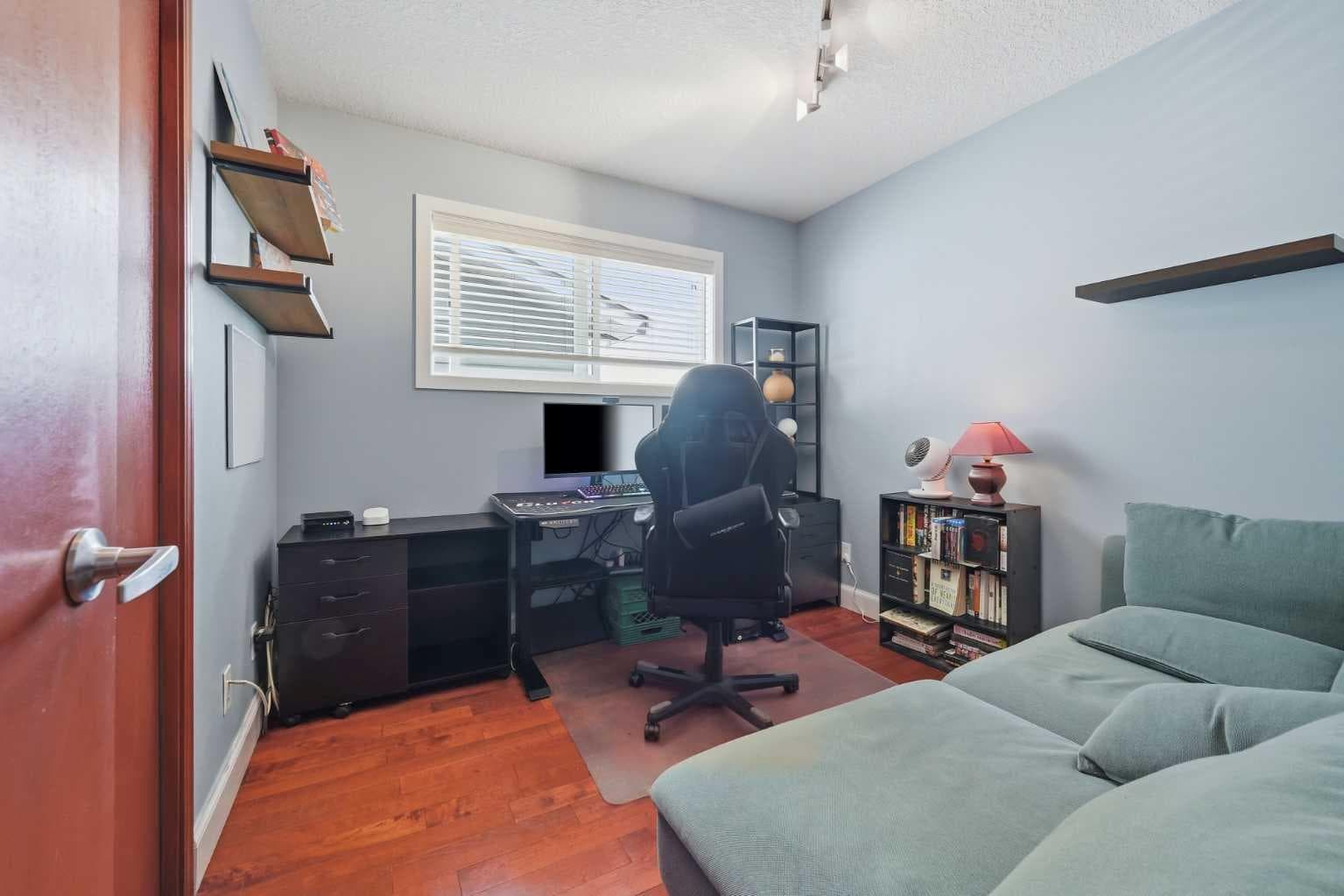 163 Macewan Meadow Way NW