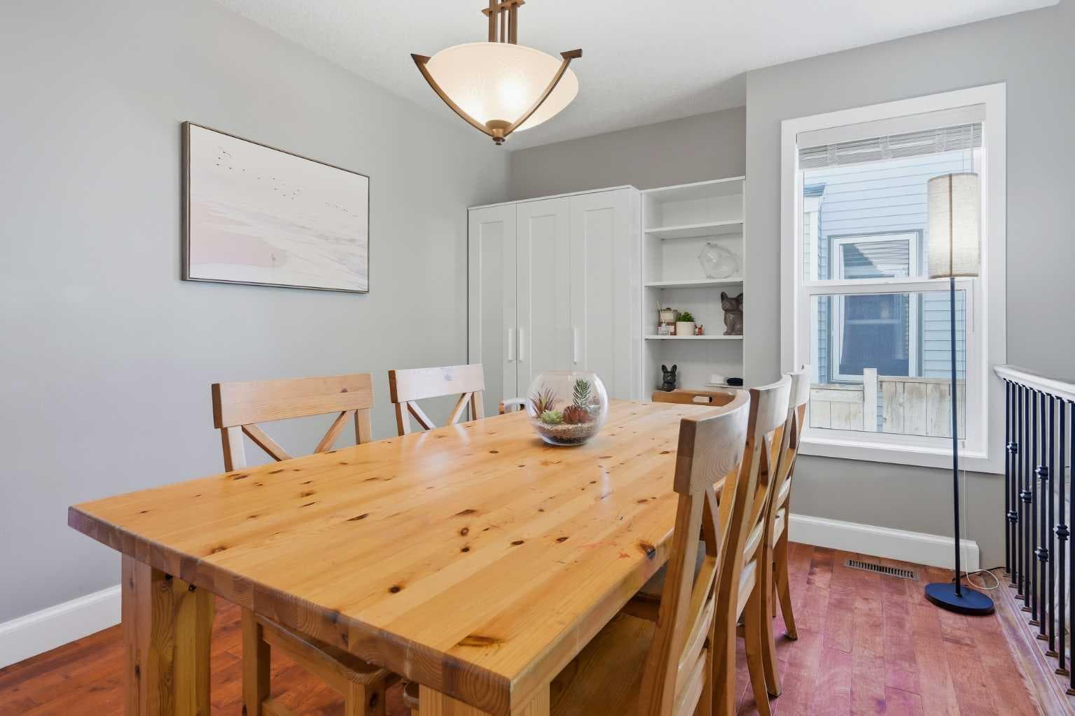 163 Macewan Meadow Way NW
