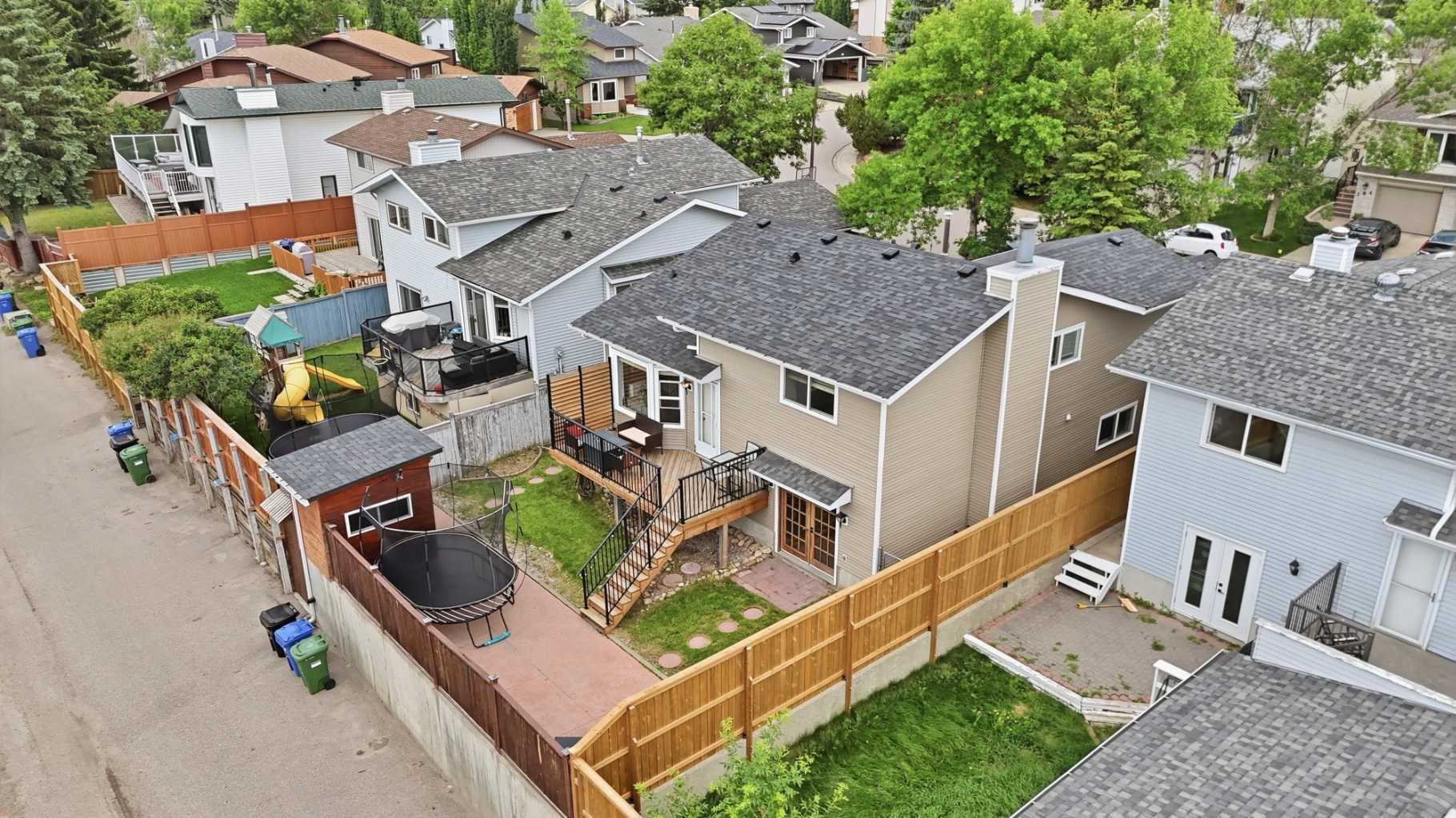 163 Macewan Meadow Way NW