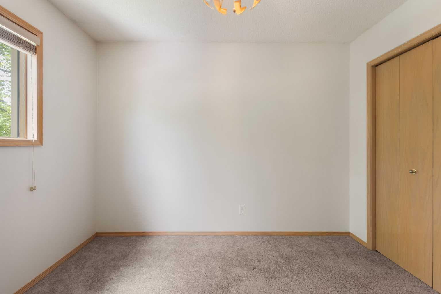 17 Patina Park SW