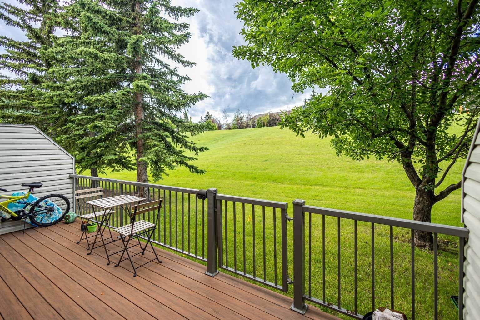 17 Patina Park SW