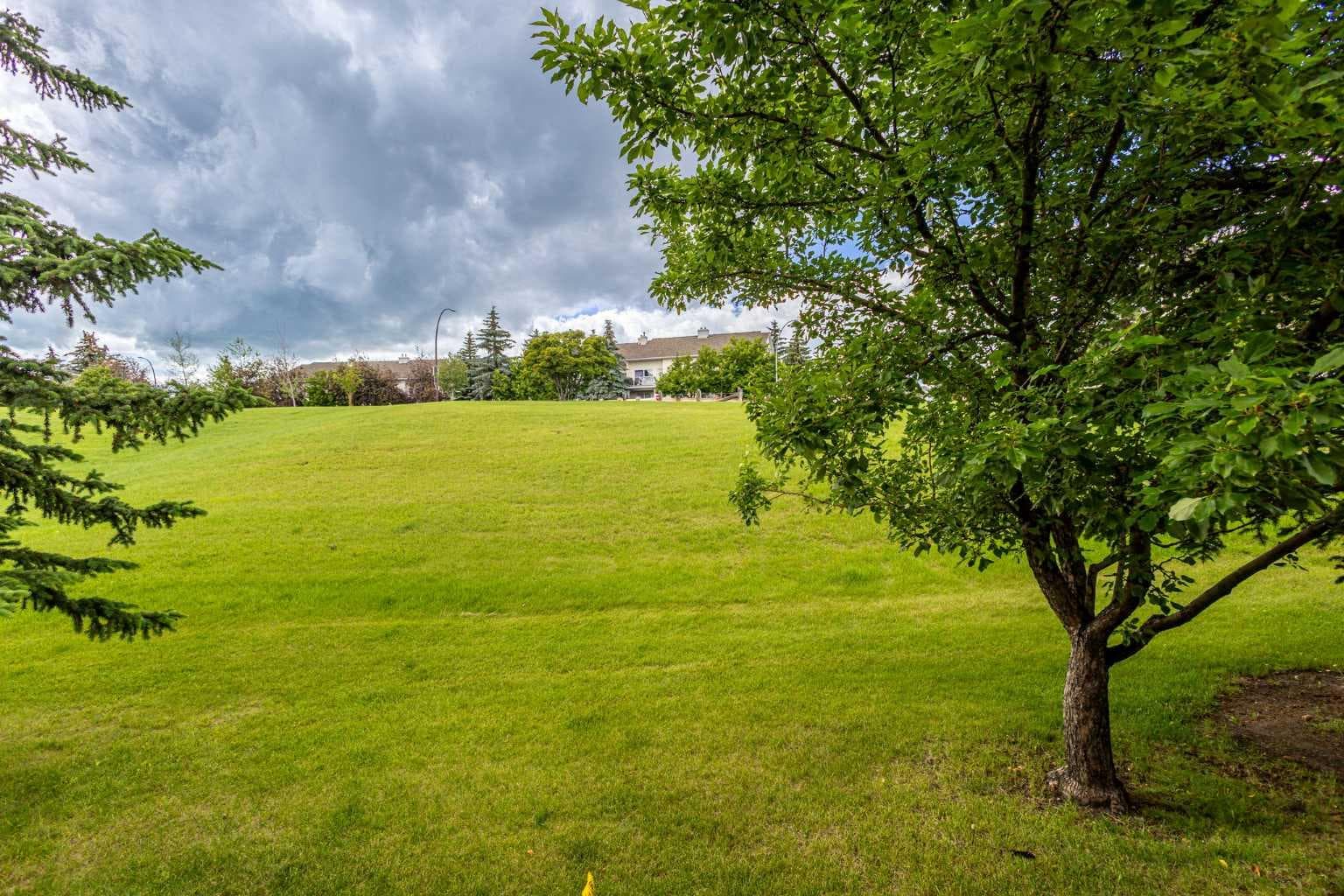 17 Patina Park SW