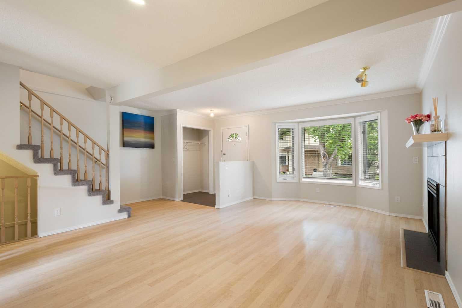 17 Patina Park SW