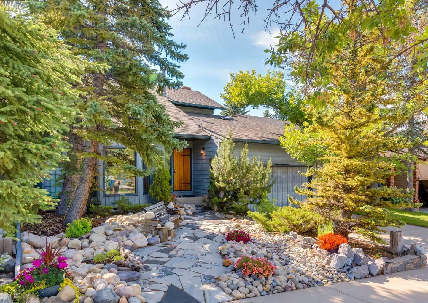 224 Edgedale Drive NW