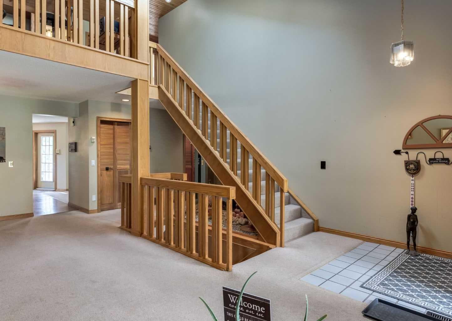224 Edgedale Drive NW
