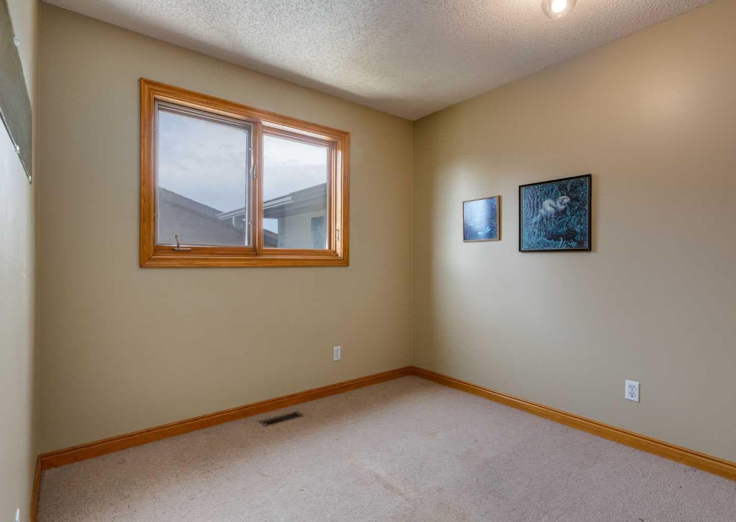 224 Edgedale Drive NW