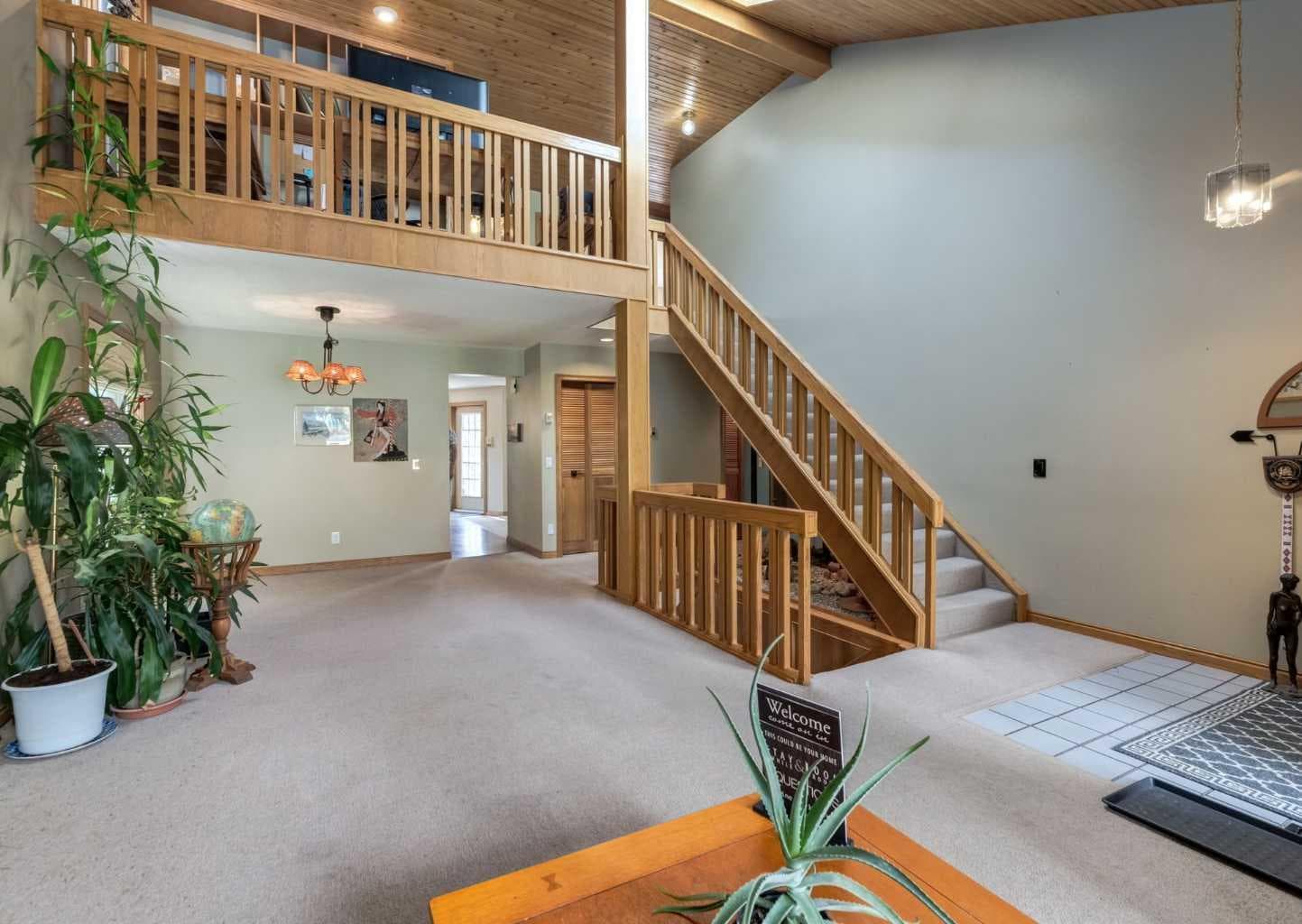 224 Edgedale Drive NW