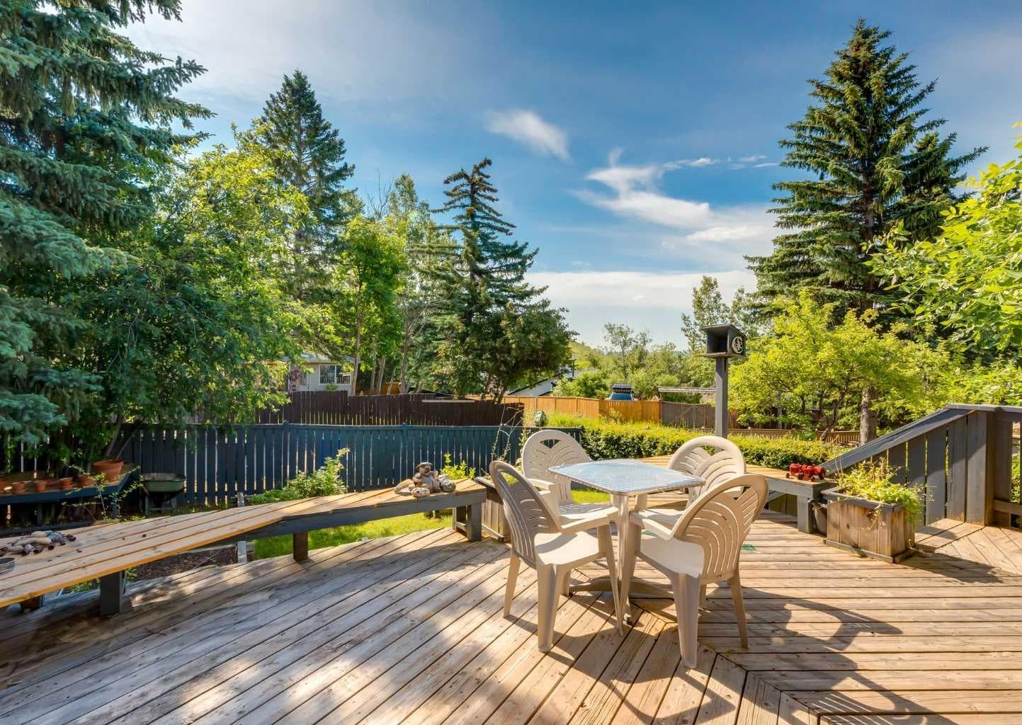 224 Edgedale Drive NW