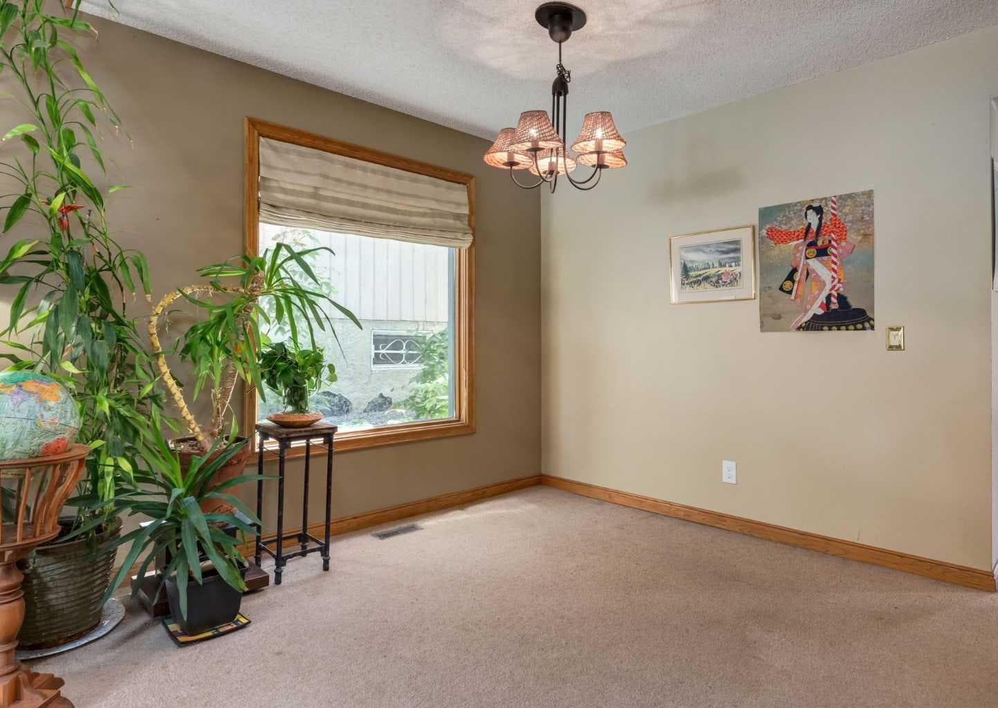 224 Edgedale Drive NW