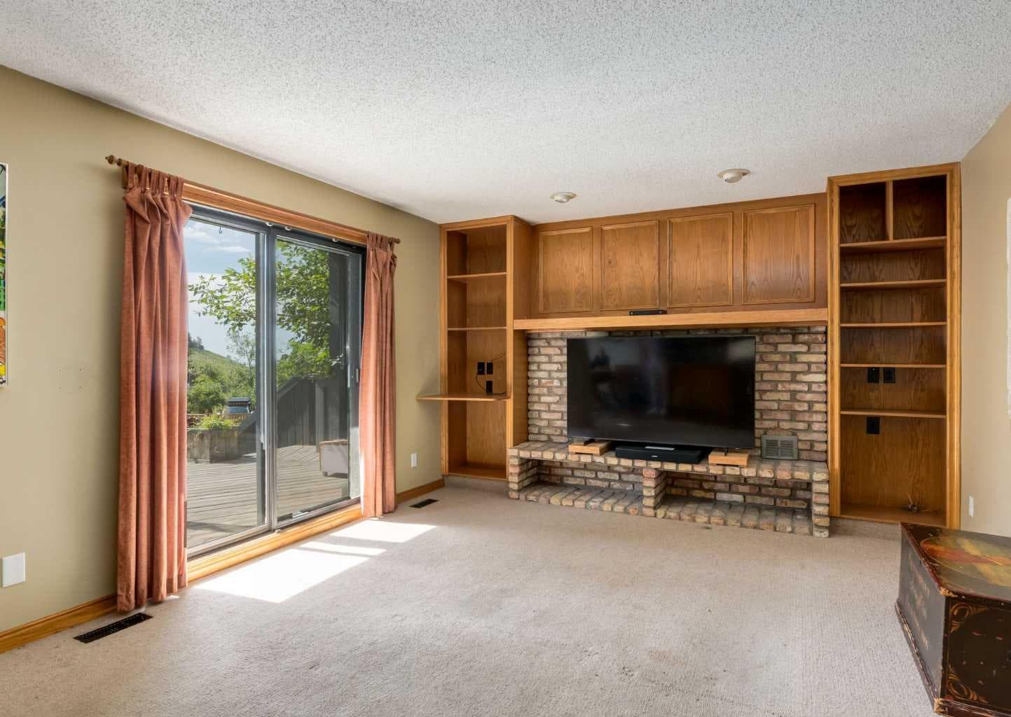 224 Edgedale Drive NW