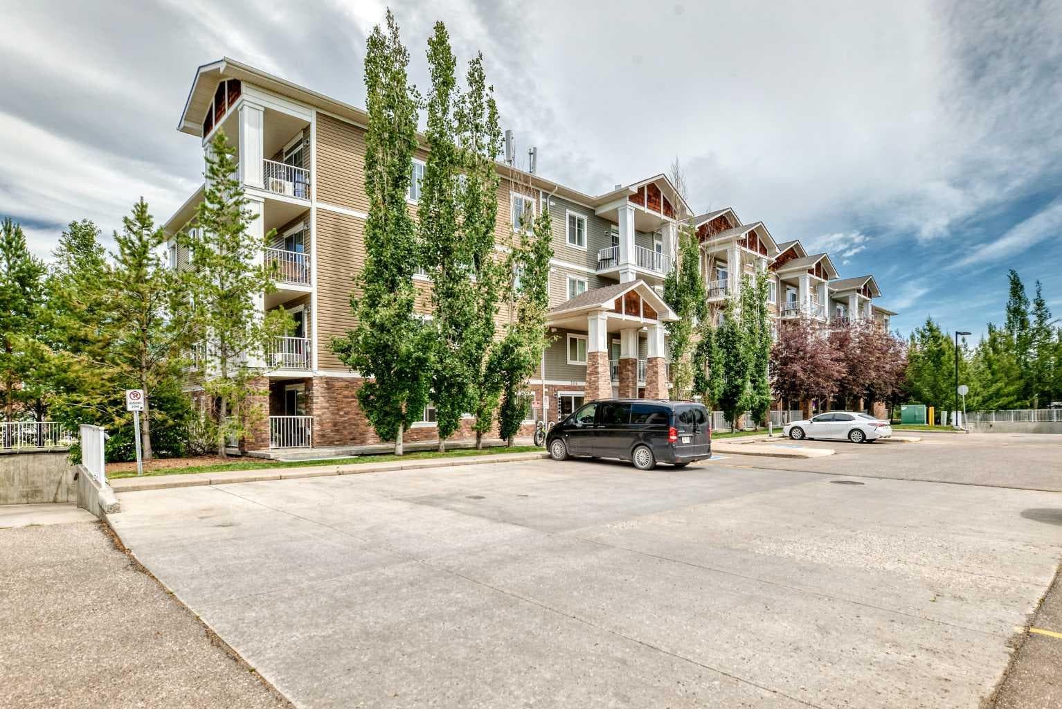106, 304 Cranberry Park SE
