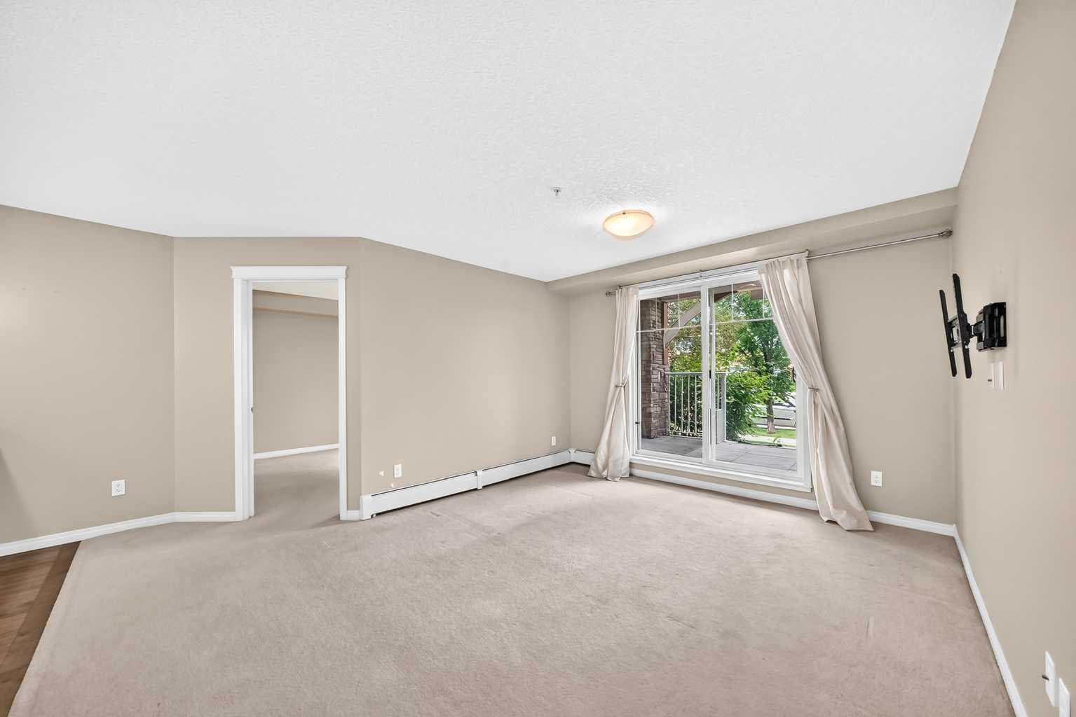 106, 304 Cranberry Park SE