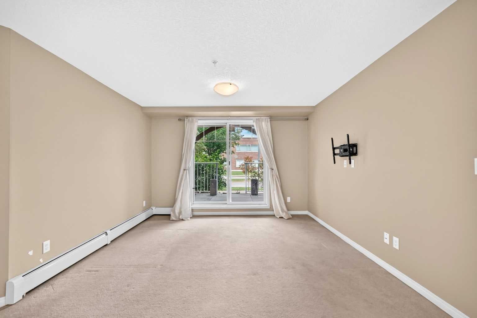 106, 304 Cranberry Park SE