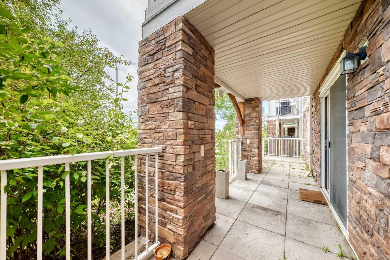106, 304 Cranberry Park SE