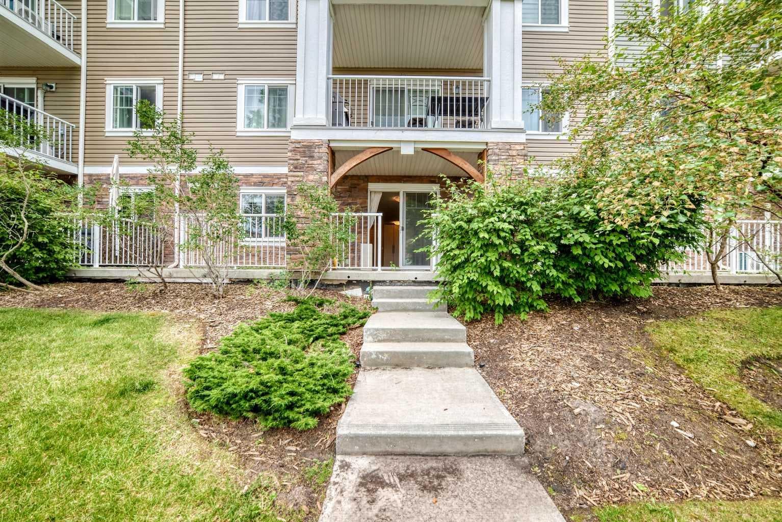 106, 304 Cranberry Park SE