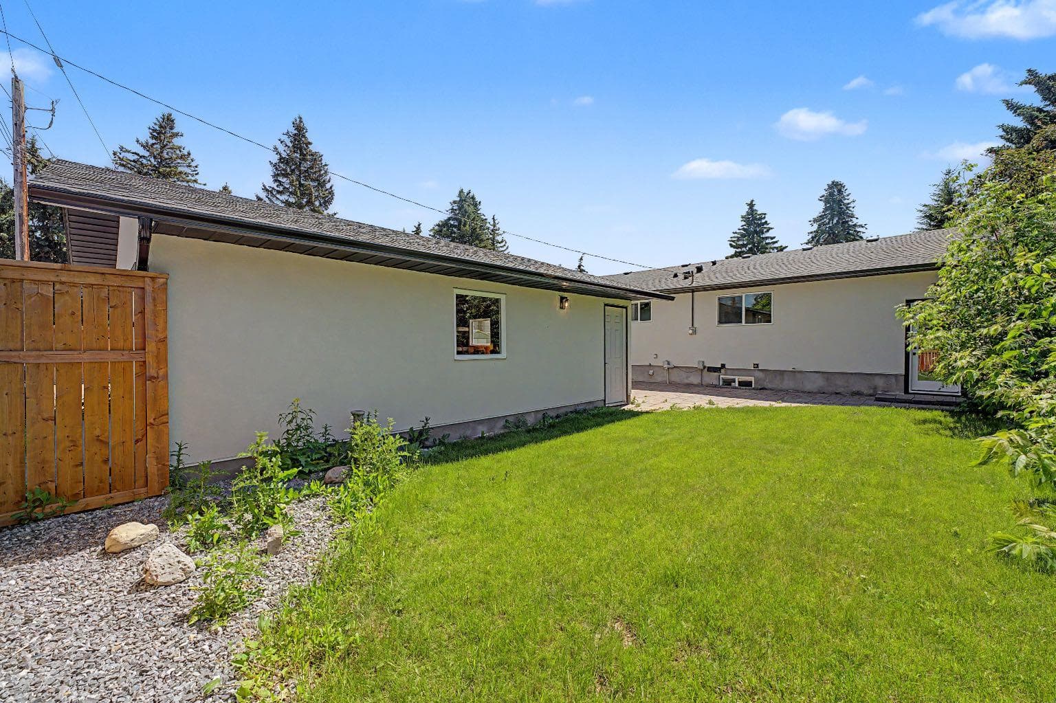 4904 Valiant Drive NW