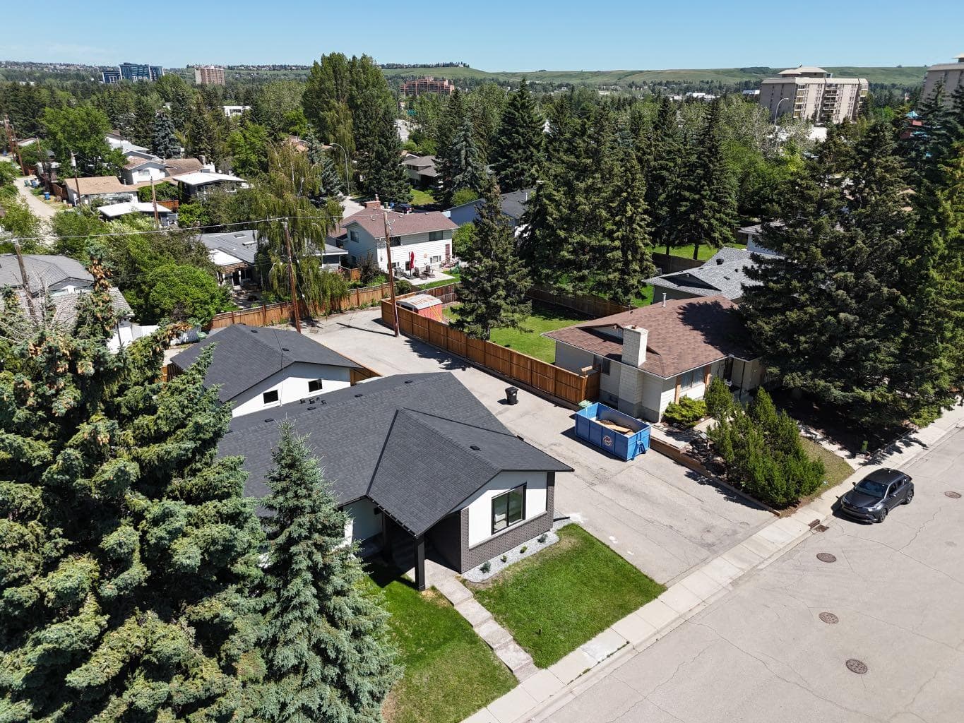 4904 Valiant Drive NW