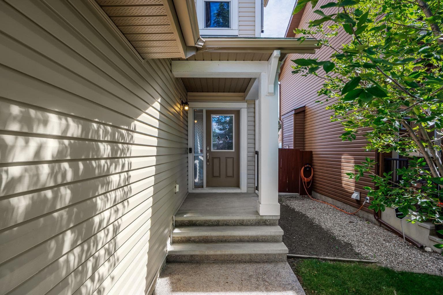 31 Chaparral Valley Way SE