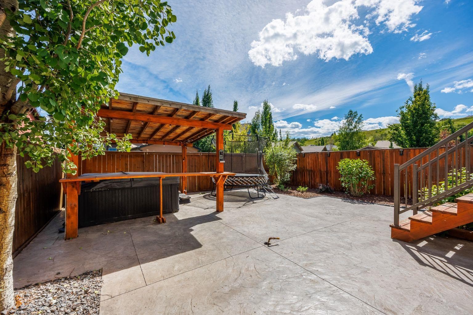 31 Chaparral Valley Way SE