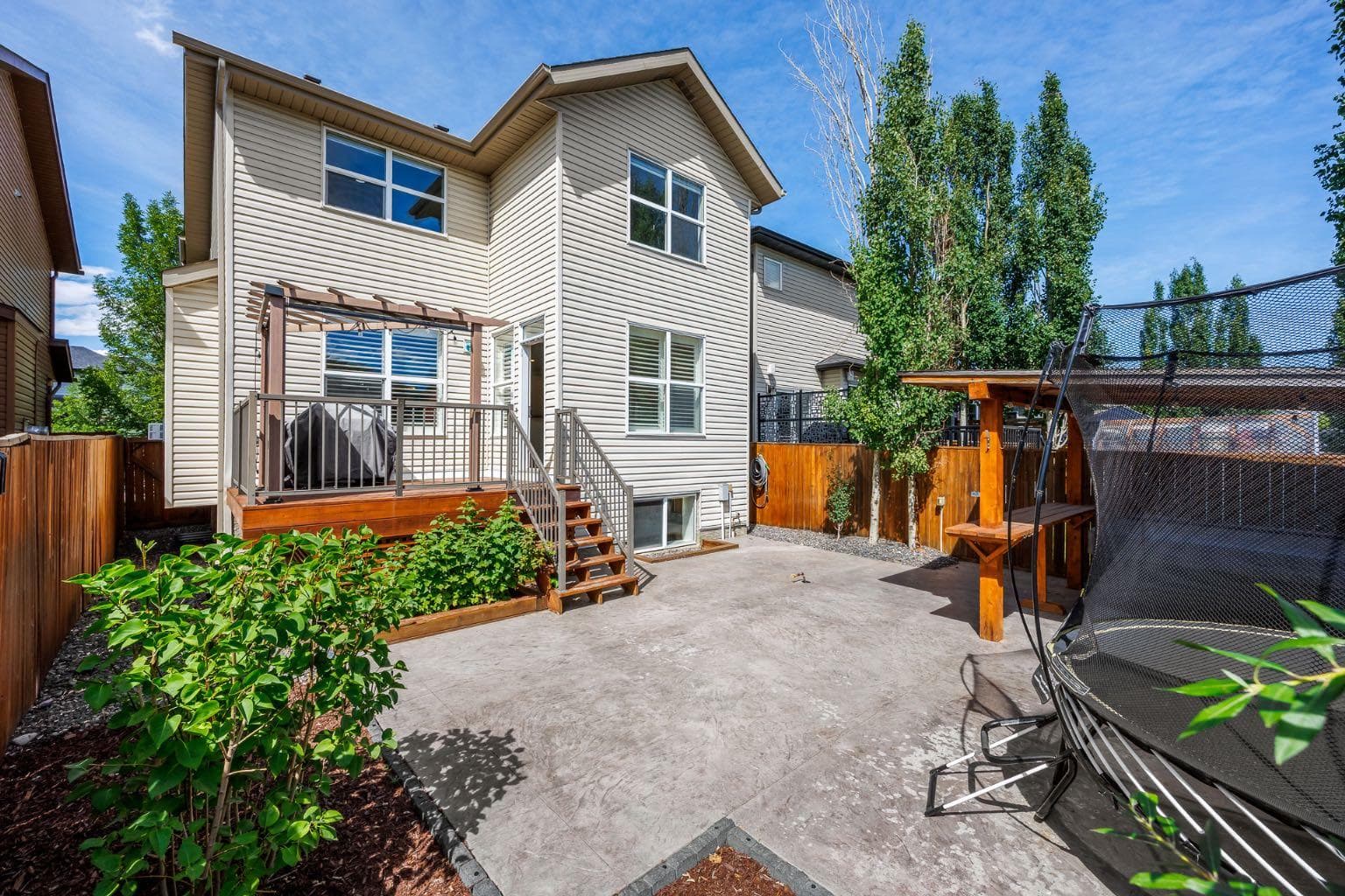 31 Chaparral Valley Way SE