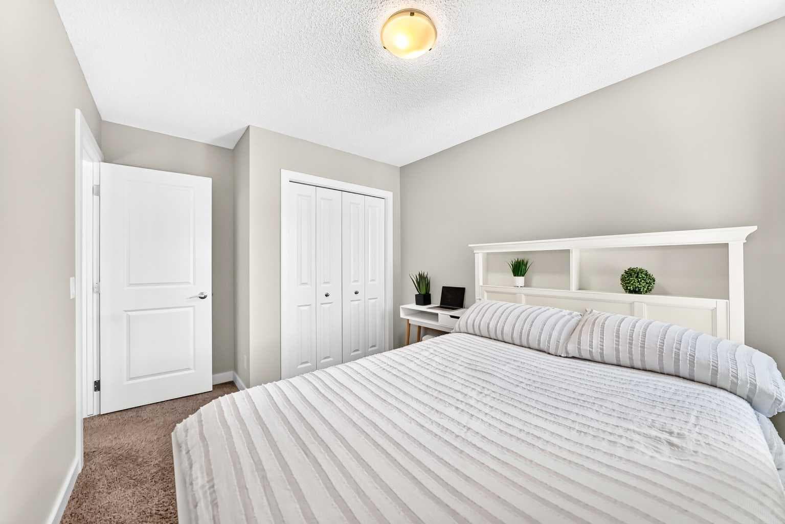 47 SAGE BLUFF Mews NW