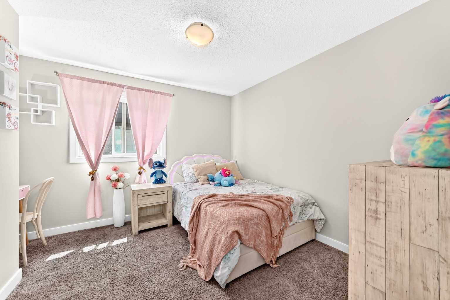 47 SAGE BLUFF Mews NW