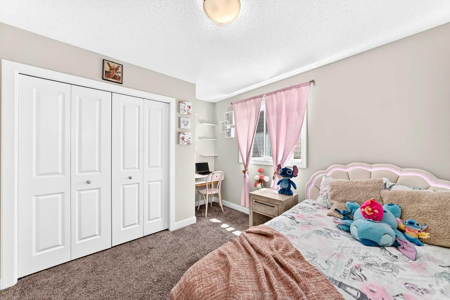 47 SAGE BLUFF Mews NW