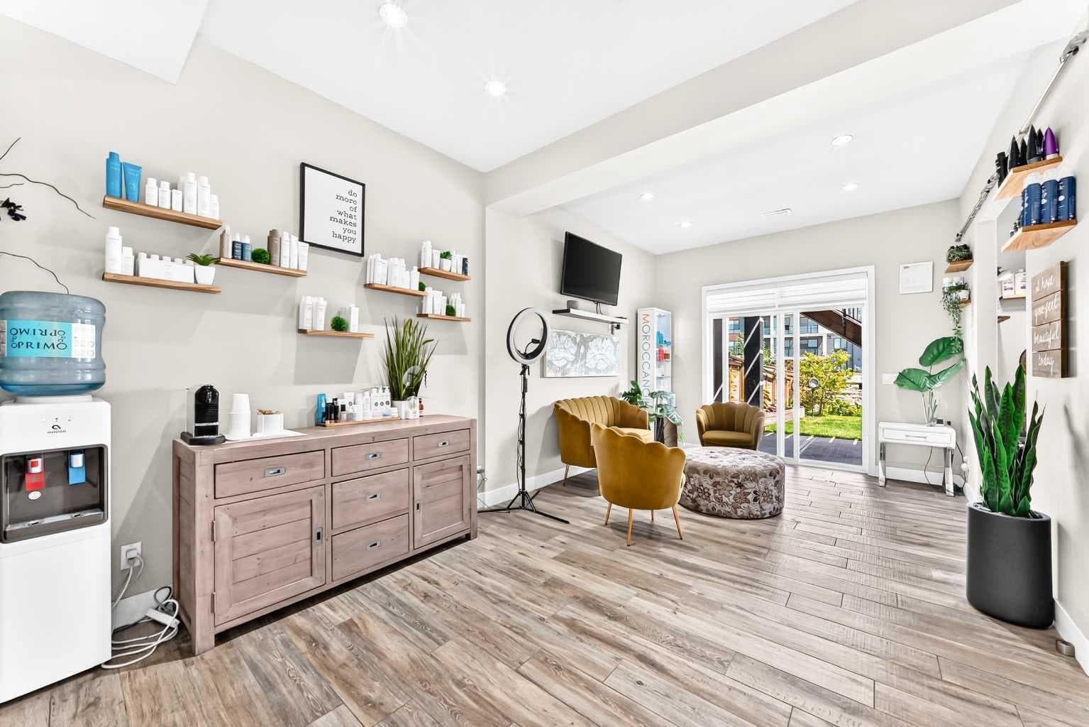 47 SAGE BLUFF Mews NW